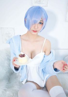 年轻漂亮保姆的味道完整版_BD韩语高清视频播放